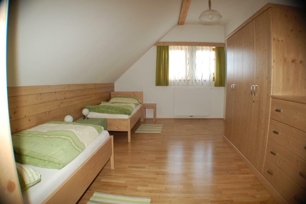 Апартаменты Urlaub Am Zechnerhof Штрасбург-ин-Кернтен Экстерьер фото